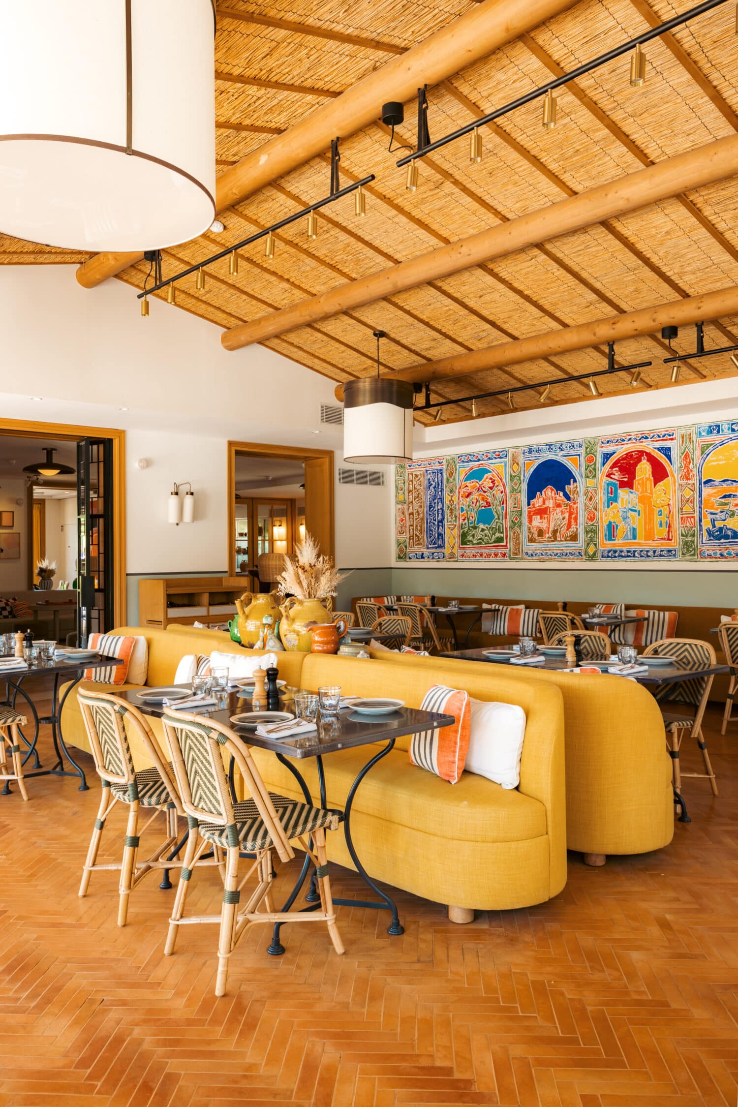 Restaurant Interieur Lou Pinet